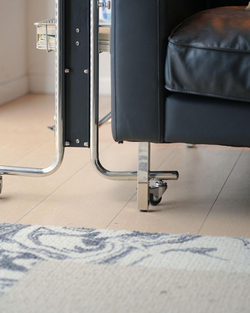 Milo Height-Adjust Mobile Desk