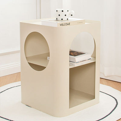 BEDROOM & BATHROOM