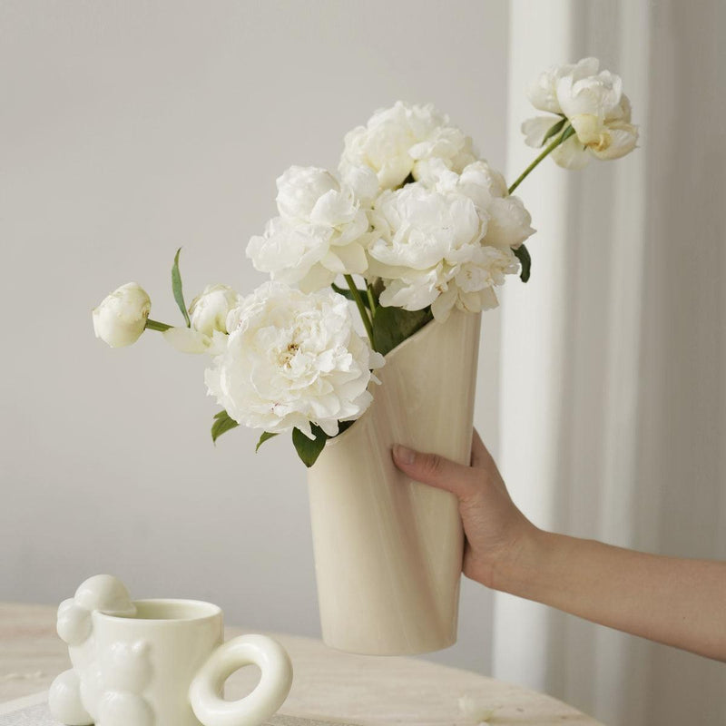 Tylor Ceramic Table Vase - Cozymatic Australia