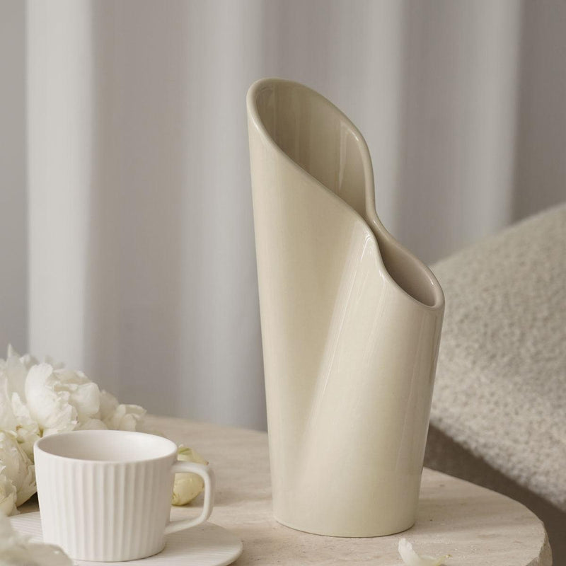 Tylor Ceramic Table Vase - Cozymatic Australia